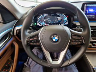 BMW 5 Series foto 5