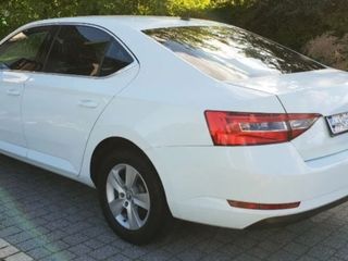 Skoda Superb foto 6