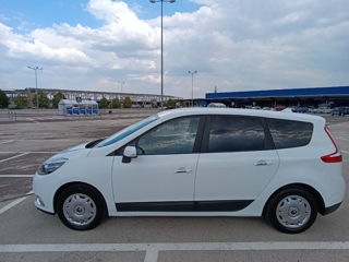 Renault Grand Scenic foto 6