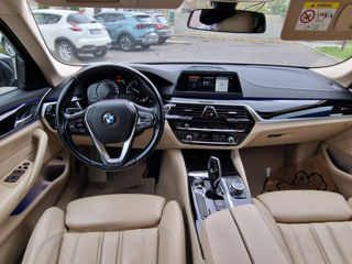 BMW 5 Series foto 3