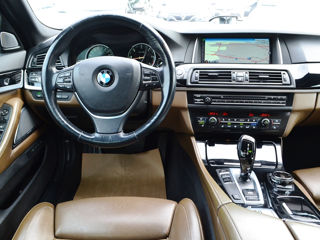 BMW 5 Series foto 5