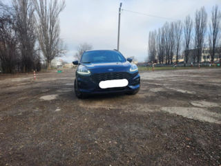 Ford Kuga foto 2