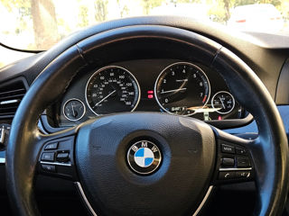 BMW 5 Series foto 7