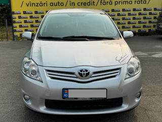 Toyota Auris foto 2