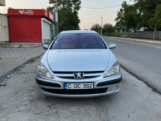 Peugeot 607