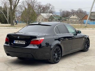 BMW 5 Series foto 8