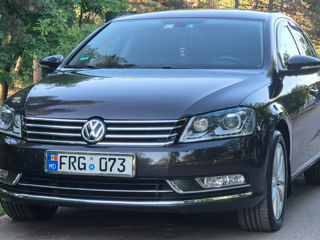 Volkswagen Passat foto 2