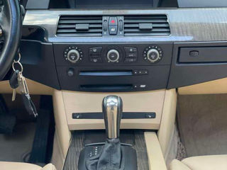 BMW 5 Series foto 9