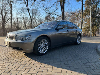 BMW 7 Series foto 2