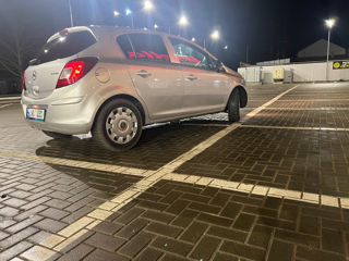 Opel Corsa foto 4