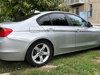 BMW 3 Series foto 2