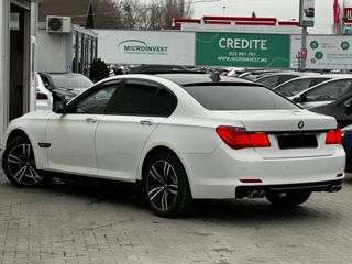 BMW 7 Series foto 3