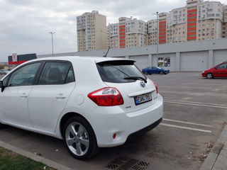 Toyota Auris foto 4