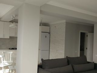 Chirie apartament lângă asem 1 dormitor + living foto 10