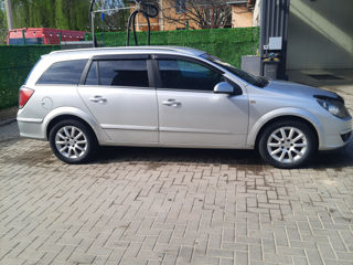 Opel Astra foto 10