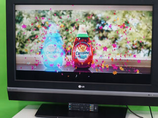 LG 37le2r foto 1