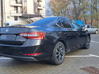 Skoda Superb foto 4