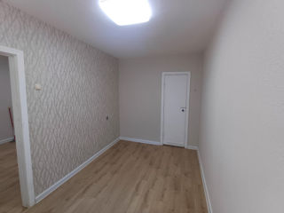 Apartament cu 2 camere, 44 m², Râșcani, Chișinău foto 3