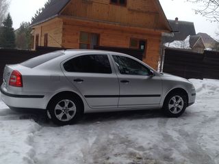 Skoda Octavia foto 1