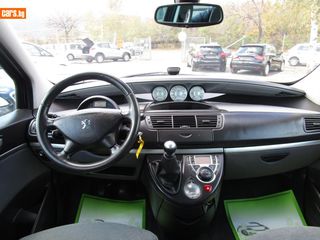 Peugeot 807 foto 8