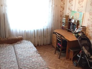 Срочно продам 3-х комн в центре 5/9 39900 евро! foto 4