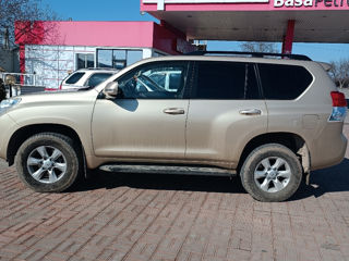 Toyota Land Cruiser Prado foto 2