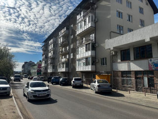 Apartament cu 3 camere, 102 m², Buiucani, Chișinău