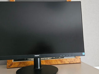 Монитор 21.5" Philips 221V8 Black