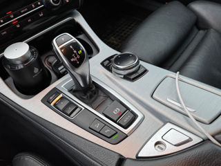 BMW 5 Series foto 12