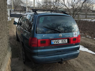 Volkswagen Sharan foto 4