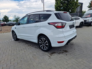 Ford Kuga foto 3