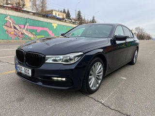 BMW 7 Series foto 4