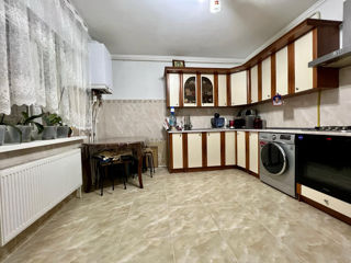 Apartament cu 2 camere, 61 m², Centru, Chișinău foto 7