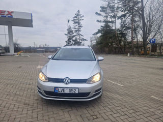 Volkswagen Golf foto 2