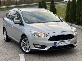 Ford Focus foto 2