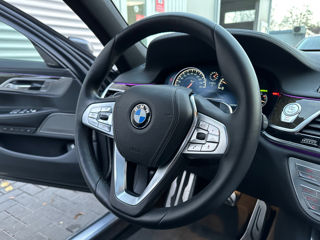 BMW 7 Series foto 11