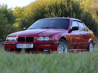 BMW 3 Series foto 3