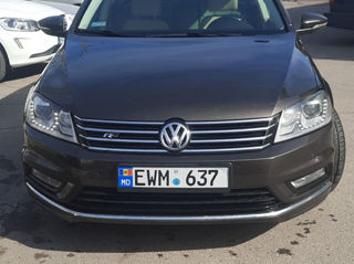 Volkswagen Passat foto 3