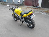 Suzuki SV650 foto 2