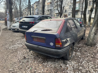 Opel Kadett, 1990