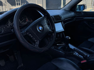 BMW 5 Series foto 8