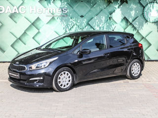 KIA Ceed foto 1