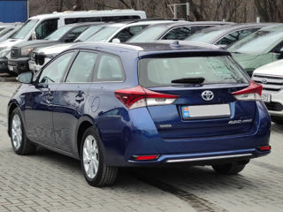 Toyota Auris foto 5