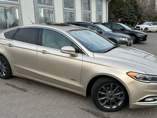 Ford Fusion foto 6