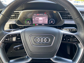 Audi e-tron foto 7