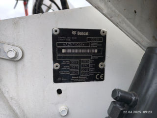 Погрузчик с бортовым поворотом Bobcat S 530, 2013, 2320 м/ч foto 14