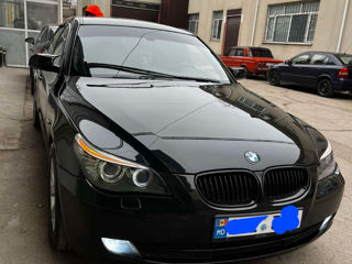 BMW 5 Series foto 2