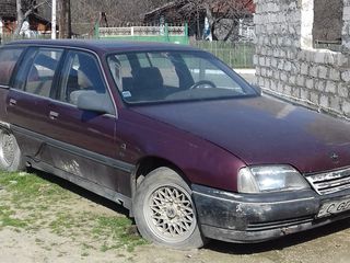 Opel Omega foto 3