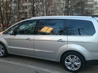 Ford Galaxy foto 1