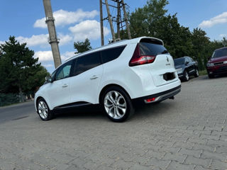 Renault Grand Scenic foto 3